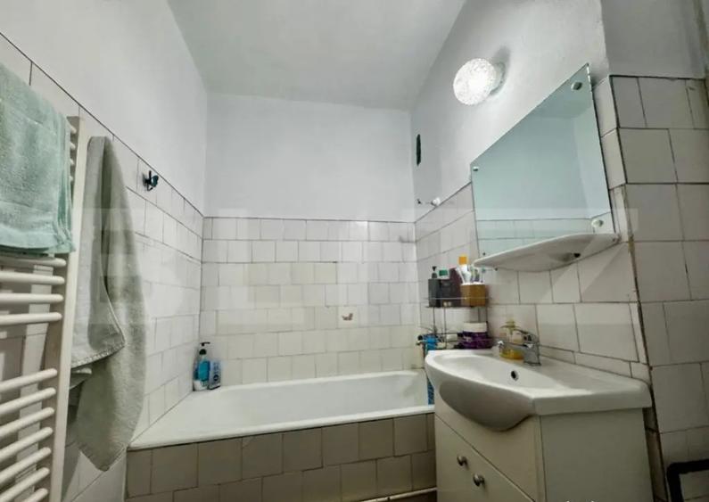 Apartament de vazare, cu 4 camere, 90 mp + balcoane, zona La - 7