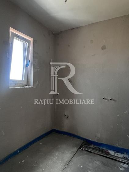 Casă individuală cu 4 camere cu Canalizare în Dealuri Oradea