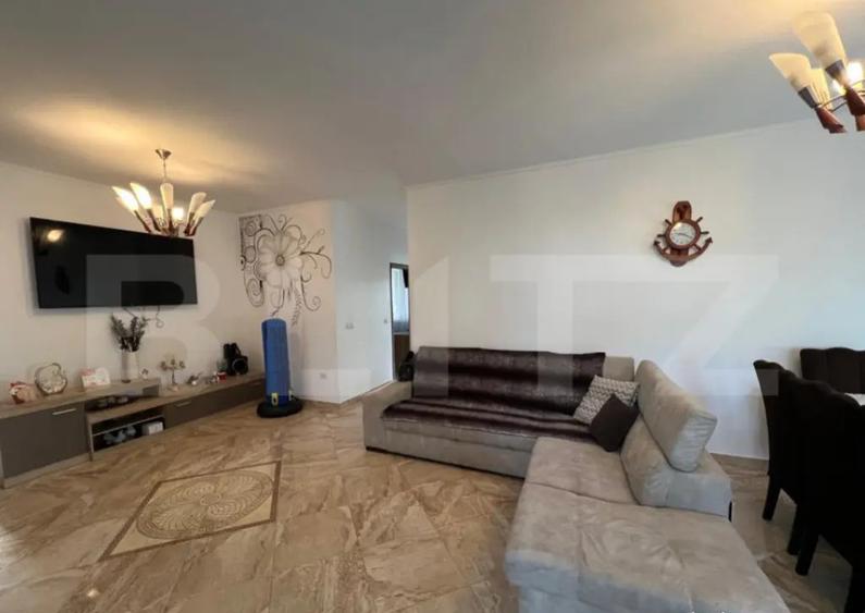 Casa, de vanzare, cu 4 dormitoare + garsoniera, 266 mp util - 1