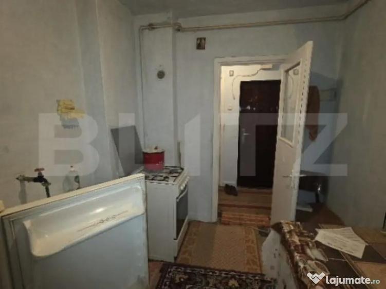 Apartament 2 camere Semidecomandat, Moreni - 4