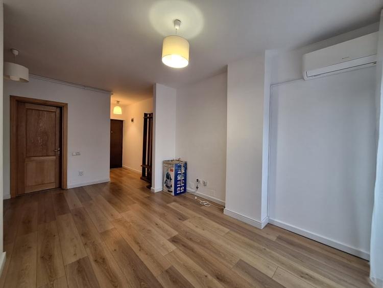 Apartament cu 3 camere, terasa de 20 mp, parcare, zona BMW - 5