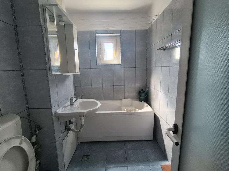 POARTA 6 APARTAMENT CU 3 CAMERE  LIBER GAZE 68 MP PRET 112000 EURO - 16