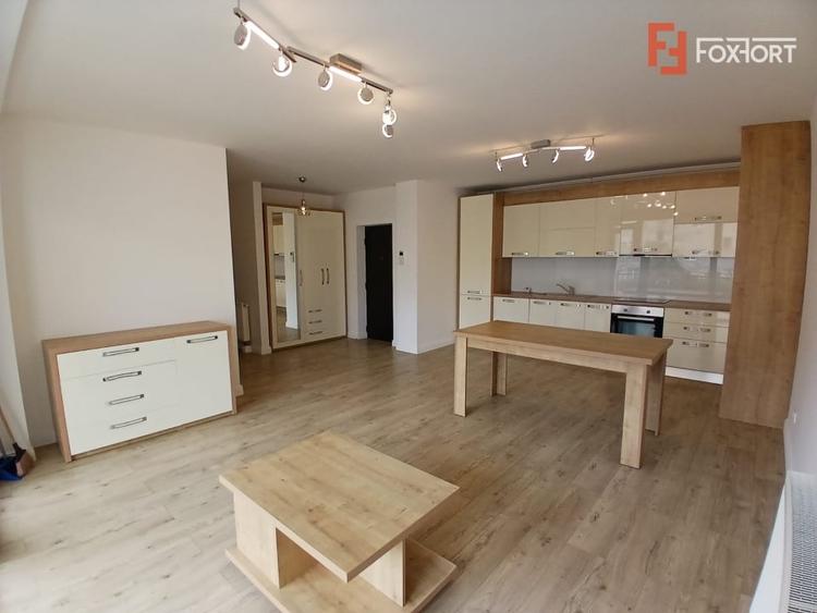 Apartament cu 3 camere, etaj 1 de vanzare, zona Girocului - 2