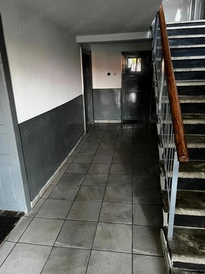 Casă cu 5 camere cu Teren 1674 Mp în Stupini