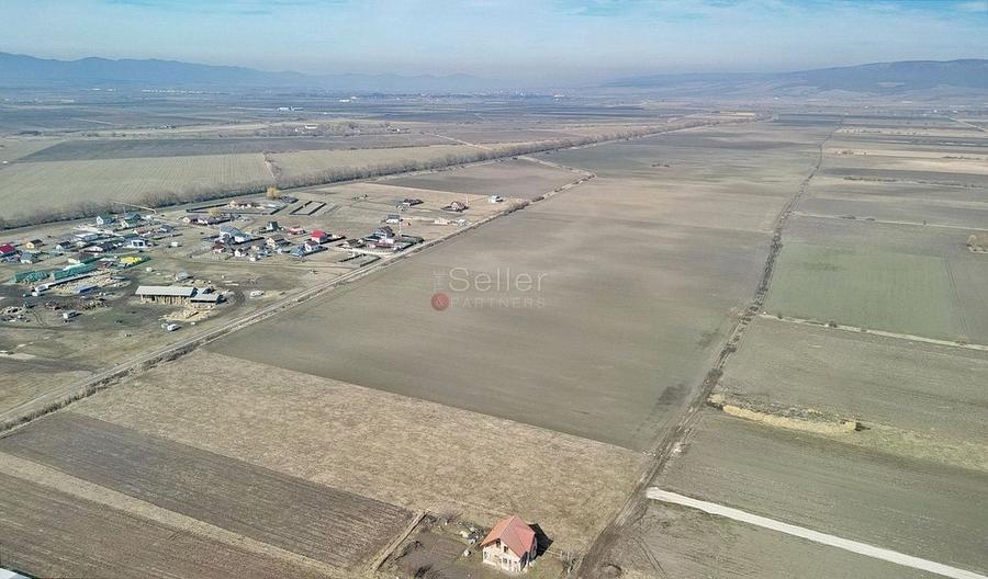 Teren Extravilan, P.U.Z. inceput - 10