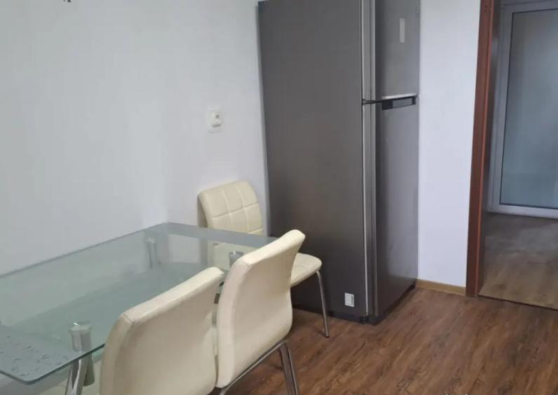 Apartament 3 camere, 100 mp, zona Ultracentral - 2