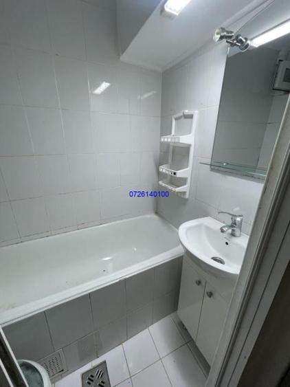 Garsoniera ,21 mp zona Piata Cet - 8