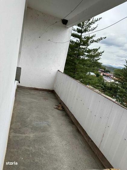 Vand apartament 3 camere Onesti - 6