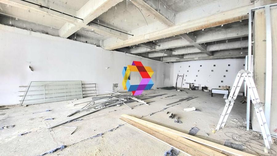 Spatiu comercial - 960 mp # plus-imo.ro - 1