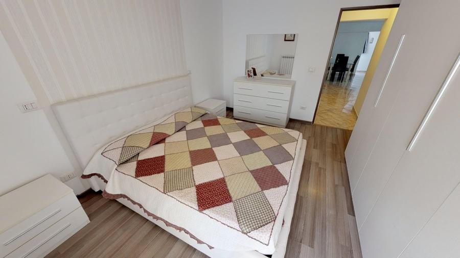 Vanzare-Apartament cu suprafata de 65 mp zona ultracentrala Str. Teatrului - 5