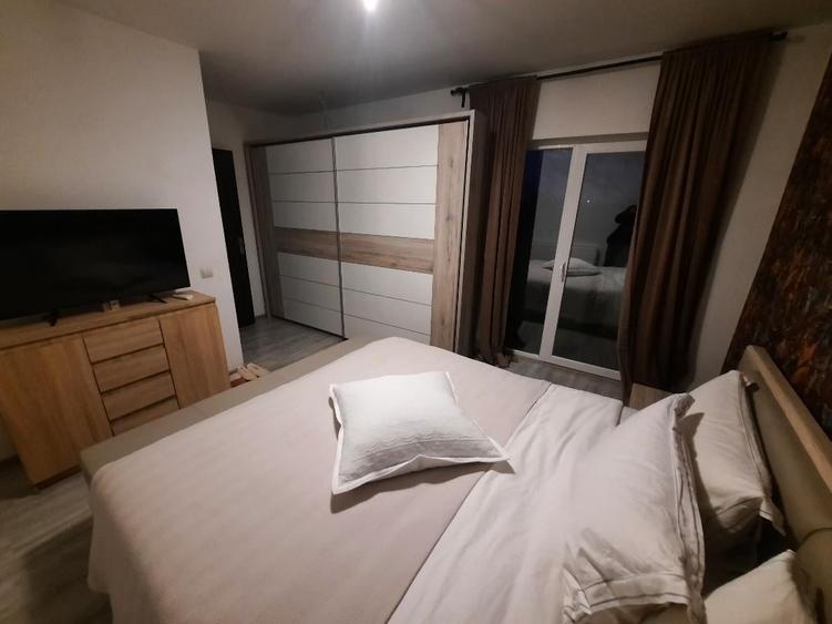 FARA COMISIOANE casa cu 4 camere P+1+pod mobilata utilata elegant merita vazuta - 36