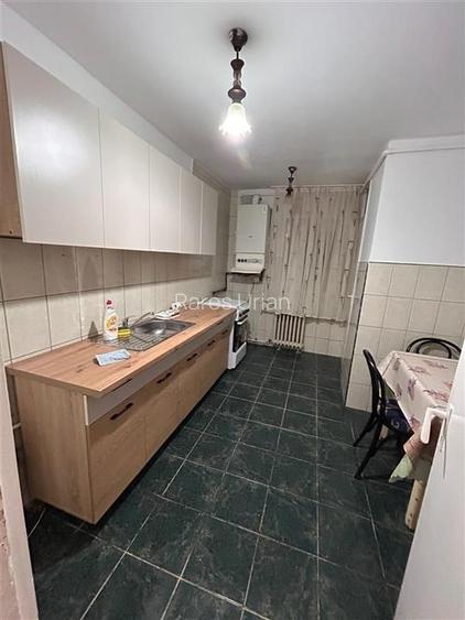 Apartament de inchiriat cu 3 camere decomandat, Marasti Cluj Napoca