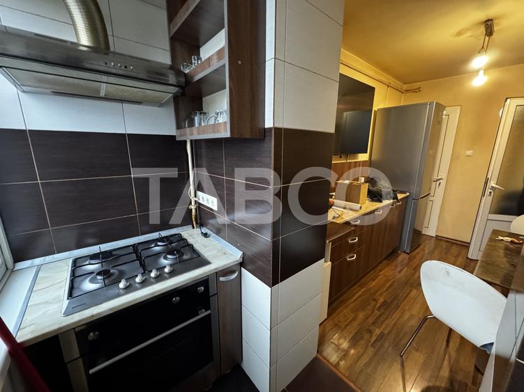 Apartament etaj 3 decomandat cu 3 camere 66 mpu pivnita Mihai Viteazul - 9