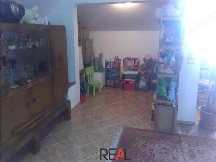 Vila de vanzare - 12