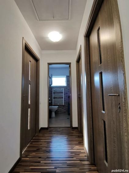 Casă cu 5 camere cu Teren 182 Mp în Gilău