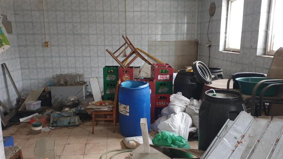 Spatiu comercial 333 mp, vitrina stradala 18 m, GARII - 10