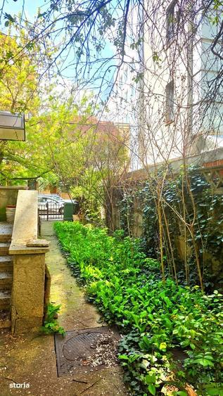 Apartament 3 camere parter in vila plus garsoniera demisol si curte. - 2