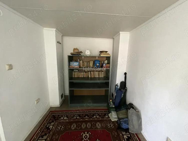 Casa si teren de vanzare - Judetul Arges, comuna Mozaceni Casa si teren de vanzare - Judetul Arges, comuna Mozaceni