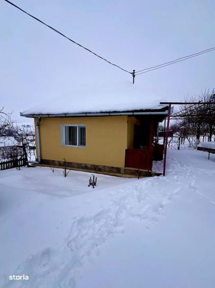 Casa rustica de vacanta cu teren generos de 2.200 mp, multiple anexe - 9