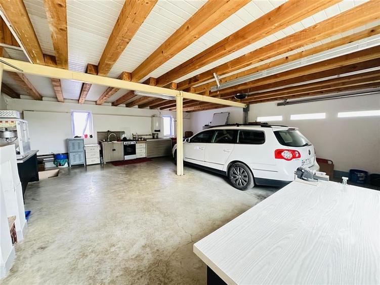 CASA P+M | TEREN 2200 MP | STRADA SOFIEI | ZONA DEALURI - 6