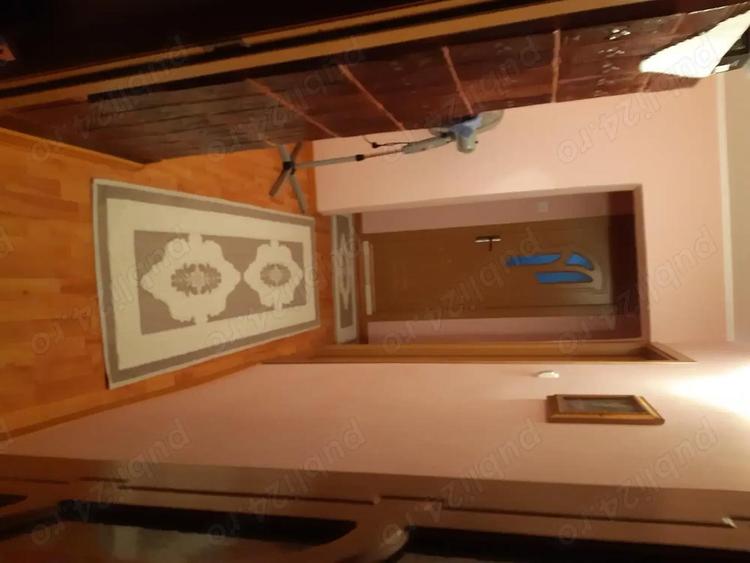 Vand ap.4 in Adjud ,BN. cam.2 bai 2 balcoane 2 ,3 3 cu acoperi? ,pod inchis ?i boxa subsol.. - 1