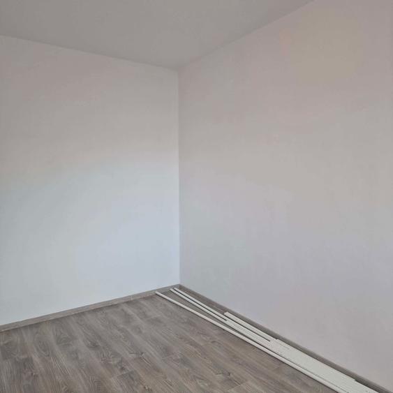 Apartament de vanzare 3 camere - 6