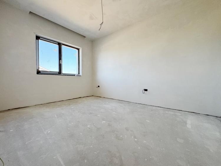 Duplex 4 camere, 126 mp utili, 334 mp teren - Giroc - 7