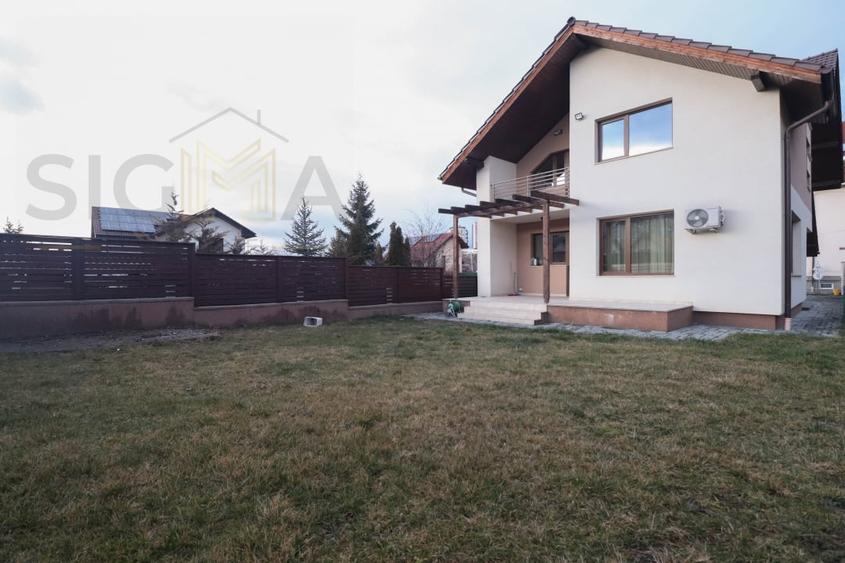 Casa individuala de inchiriat cu 4 dormitoare si garaj! - 1