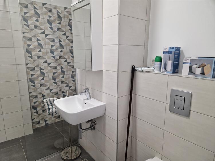 La ISHO-cel mai nou si renumit bloc central - 18