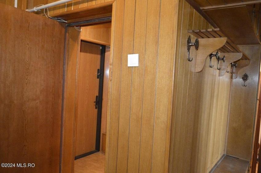 	Centru - Apartament 4 camere - 103 mp, 3 balcoane, loc de parcare! - 23