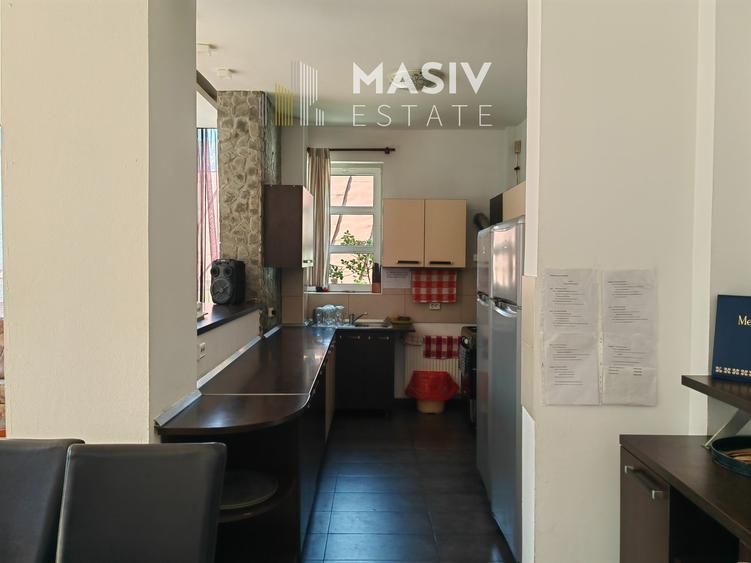 Pensiune de vânzare în stațiunea Azuga - 10