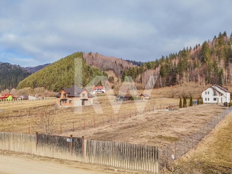 Casa in Zarnesti - Ideala pentru Locuire sau Investitie Turistica! - 2