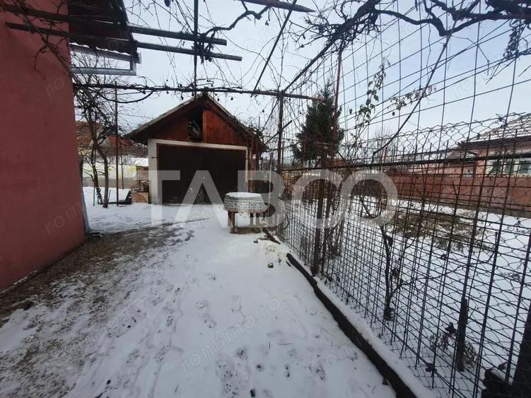 Casa 75 mp utili curte gradina si garaj renovata complet - 8