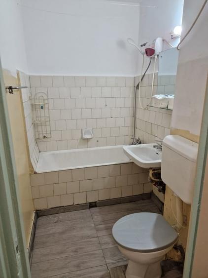 Garsonieră semidecomandată în Titan
