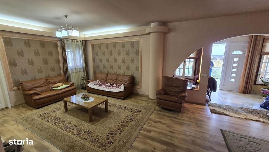 Vila de vanzare Petresti-Vanatori Vrancea, la cheie ,gata de locuit - 10