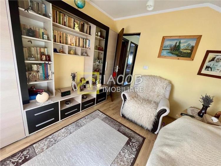 Casa economica, ecologica pe structura din lemn, str. Calea Moldovei, sat Liliec - 19