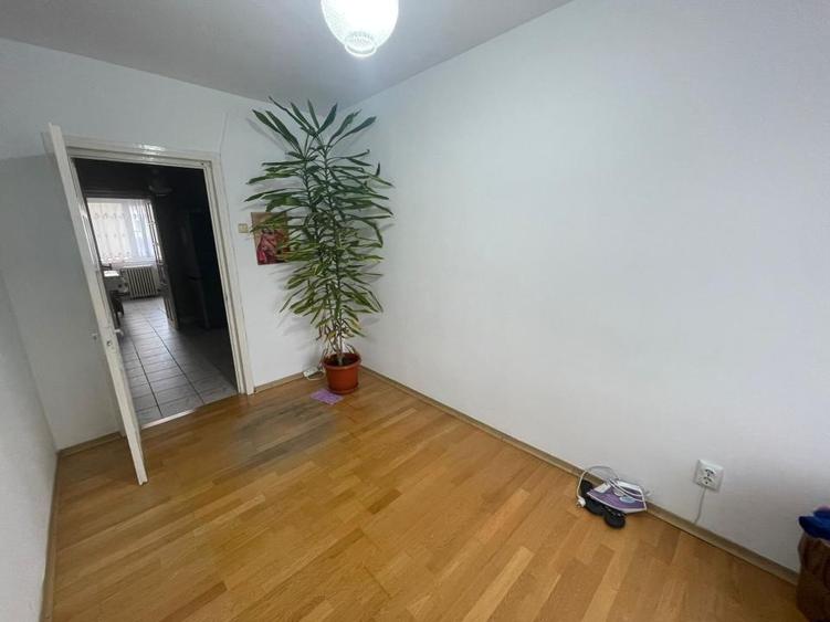 Apartament 3 camere decomandat - Podu Ros-liceul Racovita - 9