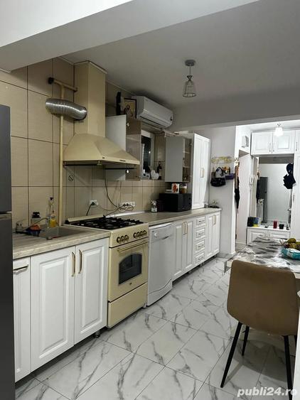 Vand apartament 3 camere - zona Liceu Economic - 2