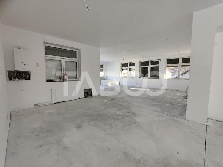 Spatiu comercial de inchiriat la strada intens circulata Central Sibiu - 2