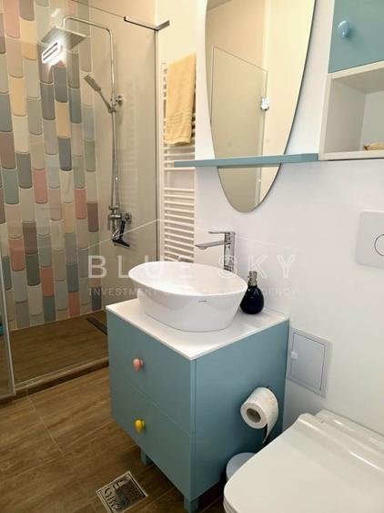 Apartament cu 2 camere decomandat, mobilat în Mamaia