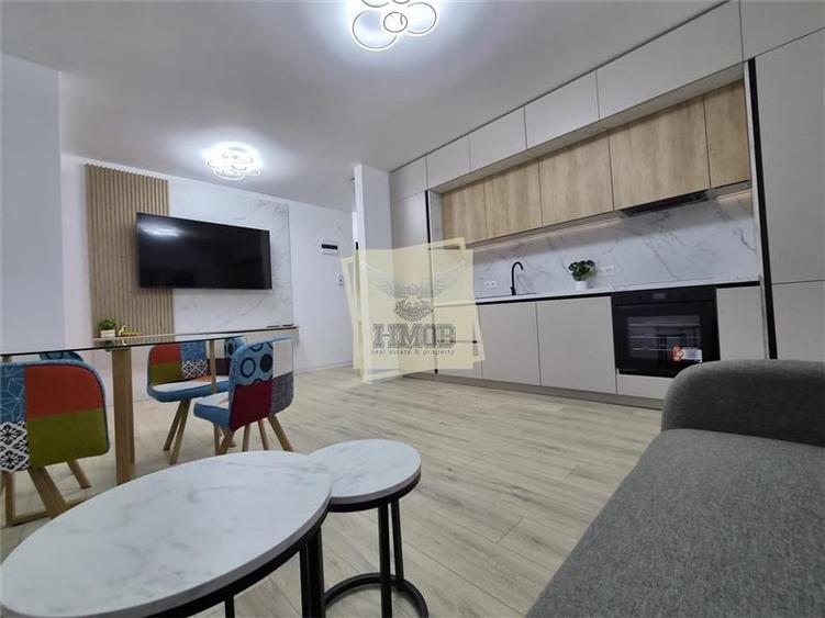 Apartament cu 3 camere decomandat, mobilat în Exterior Sud
