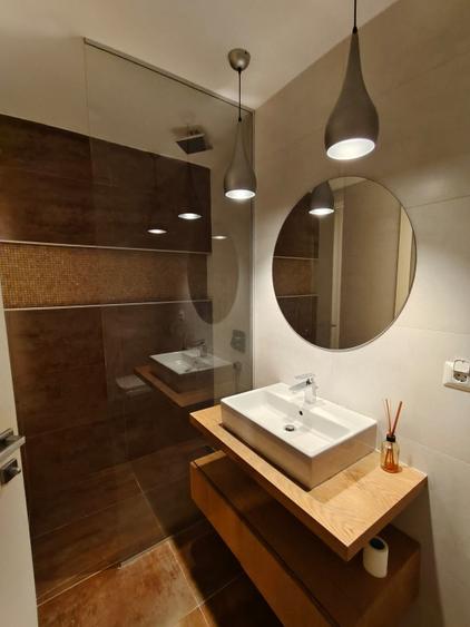 Apartament cu 2 camere decomandat, mobilat în Barbu Văcărescu