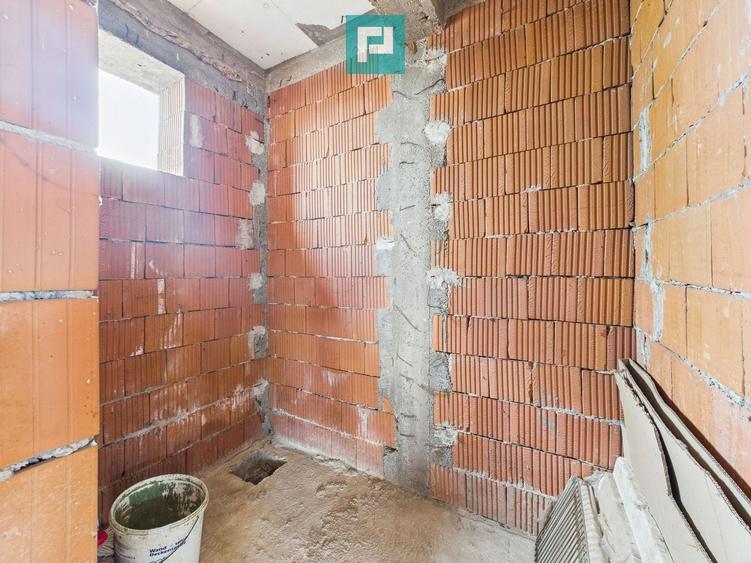 Casă individuală cu 5 camere cu Canalizare în Bodrogu Nou