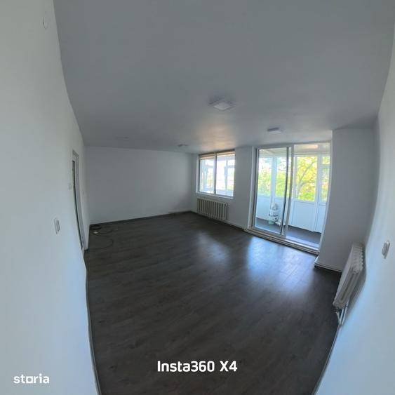 Spațiu comercial, de 23 mp, în Sărărie