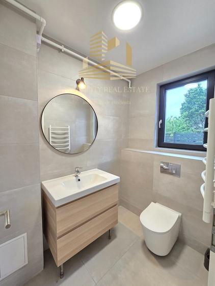 Casă individuală cu 5 camere cu Canalizare în Exterior Vest