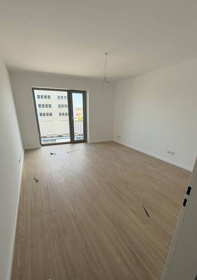 Apartament nou cu 2 camere, 55mp, etaj intermediar, finisat modern - 2