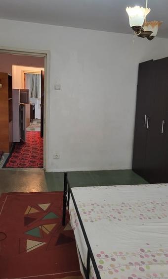 Apartament cu 2 camere decomandat în Valea Ialomiței