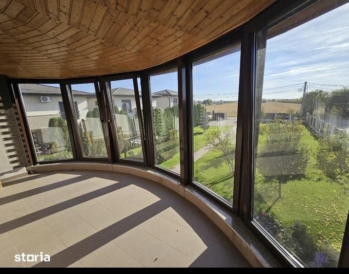 Casă cu 4 camere cu Teren 235 Mp în Central