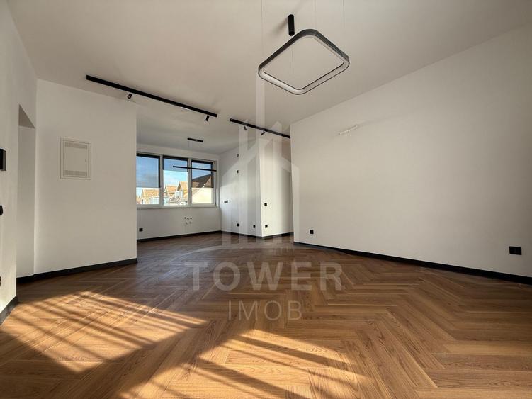 Apartament cu 3 camere decomandat în Turnișor