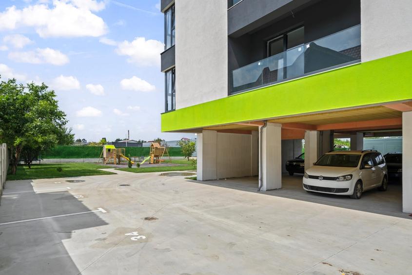 Penthouse cu 3 camere decomandat în Prelungirea Ghencea